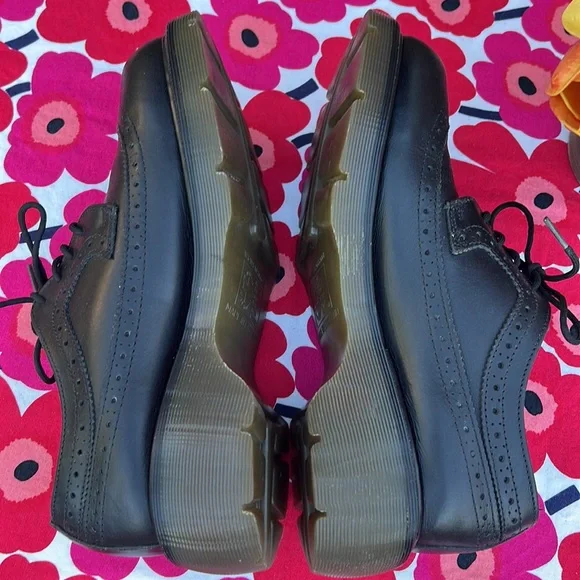 🏴󠁧󠁢󠁥󠁮󠁧󠁿 Vintage Dr. Martens Platform MIE Brogue Black Wingtip Oxfords UK 7